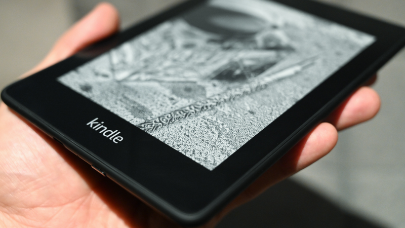 Illustration for article titled The Amazon Kindle Paperwhite Is Just a Delight